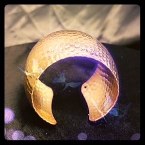 High quality gold cuff